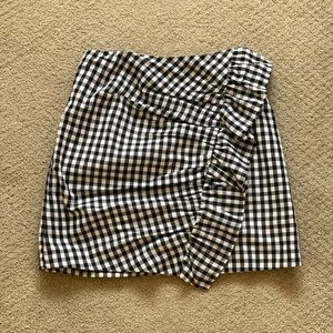 Lovers & Friends Gingham Ruffle Skirt